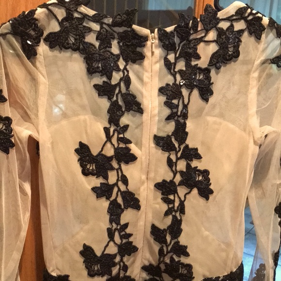 Masquerade fancy women’s dress. Size 5/6. Black sequin overlay on tan mesh. - Picture 4 of 6